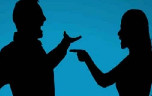 Lucknow News: हिंसक हुआ घरेलू विवाद,  गुस्साई पत्नी ने काट ली पति की जीभ