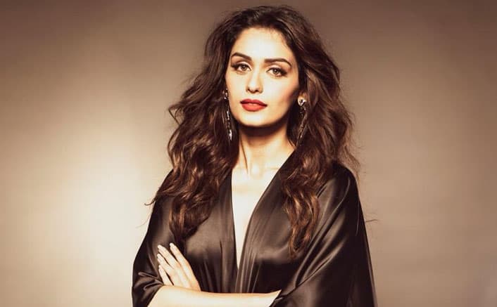 Manushi Chhillar Dream: मानुषी छिल्लर का खुलासा, कहा- शाहरुख खान के साथ करना चाहती हूं रोमांटिक फिल्म