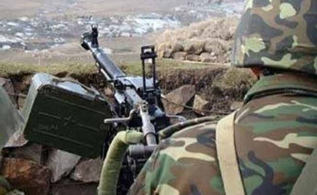 भारत पर मंडराया आतंकी हमले का खतरा, LOC पर 300 आतंकवादी घुसपैठ के लिये तैयार