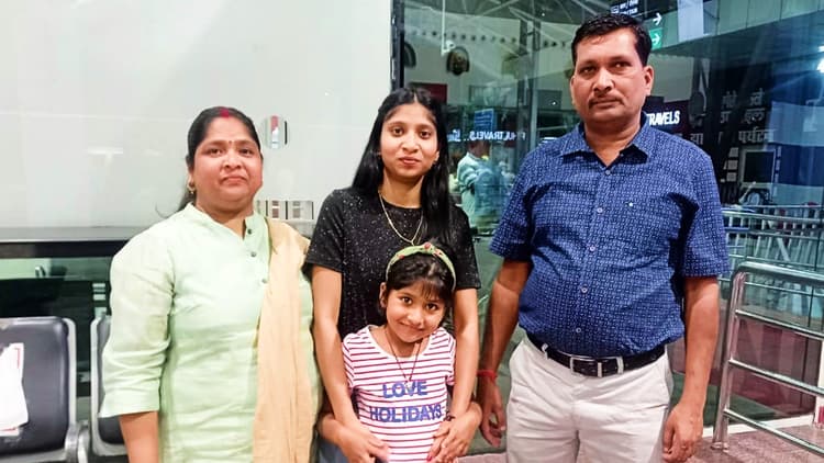 यूक्रेन से लौटी उर्मिला ने मोदी सरकार को दिया धन्यवाद, कहा- नयी जिंदगी मिली है