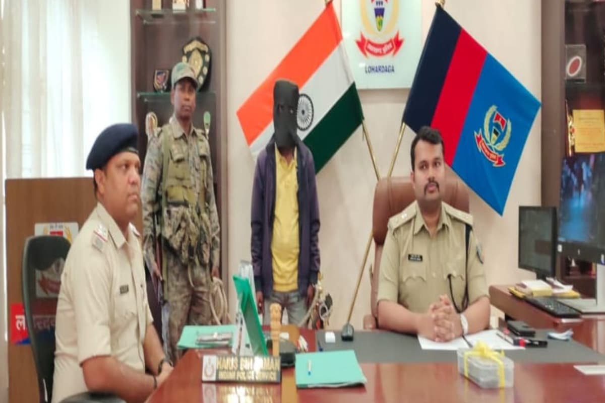 झारखंड: टीपीसी का हार्डकोर नक्सली कुलेश्वर कुमार यादव पलामू से अरेस्ट, लोहरदगा पुलिस को ऐसे मिली कामयाबी