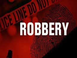 Lucknow Crime: सर्राफ से 12 लाख के जेवर की लूट, बदमाशों ने ऐसे दिया वारदात को अंजाम, पुलिस को इन पर शक...