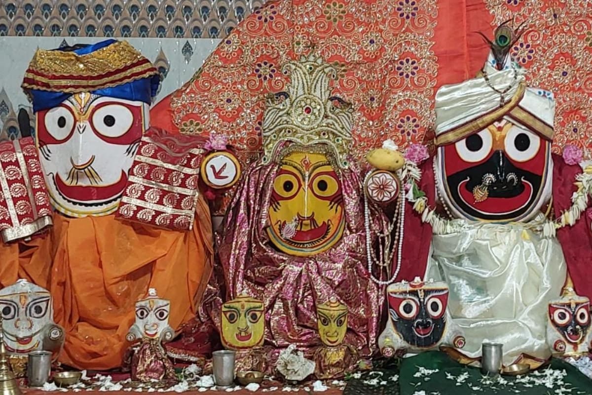 चितालागी अमावस्या पर जगन्नाथ मंदिर में पूजा-अर्चना, फसलों की रक्षा के लिए किसान चितऊ पीठा करते हैं अर्पित