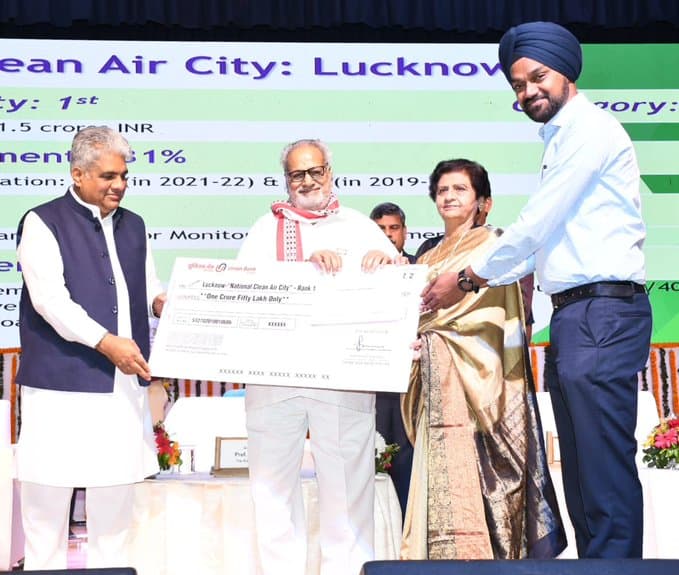 स्वच्छ वायु सर्वेक्षण 2022: नेशनल रैंकिंग में लखनऊ बना अव्वल, टॉप थ्री में प्रयागराज और वाराणसी भी शामिल