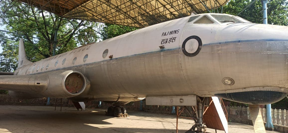 Lucknow: लखनऊ में है पं. नेहरू का खास रूसी जहाज 'राजहंस', राजधानी में लाने के लिए बुलानी पड़ी थी सेना