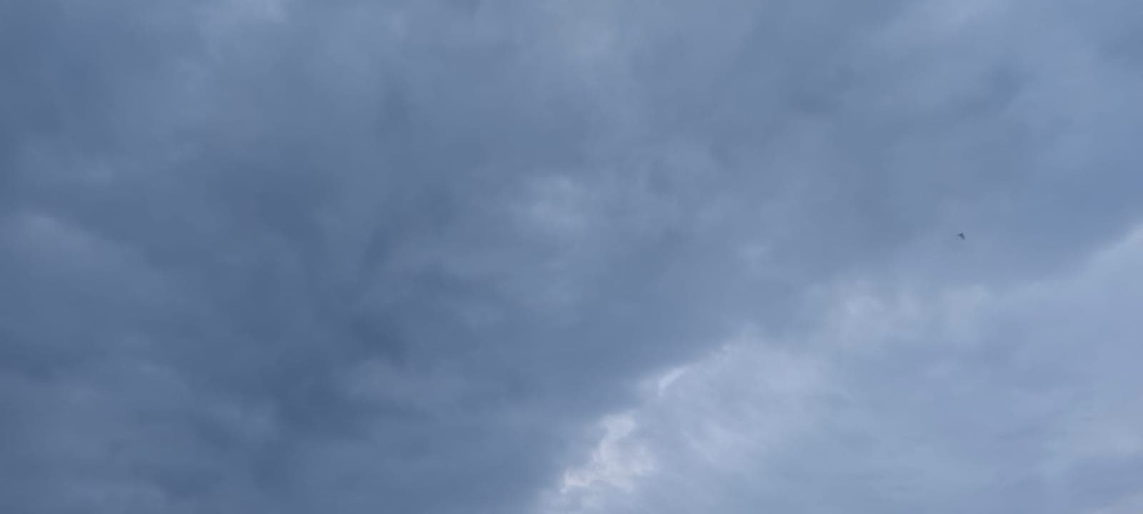 Lucknow Weather Update Video: रात में बारिश-तेज हवाओं ने बिगाड़ा मौसम, आज फिर बादल बरसने को तैयार, जानें अलर्ट