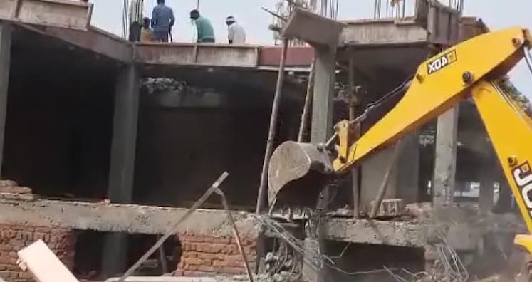 Bareilly News: बरेली से दिल्ली-लखनऊ और आगरा का करने जा रहे हैं सफर, तो इन वैकल्पिक मार्गों का करें प्रयोग