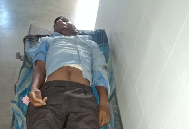 गढ़वा में पत्नी संग मोटरसाइकिल से घर लौट रहे शख्स की सड़क हादसे में मौत, बच्चा घायल, पत्नी की हालत नाजुक