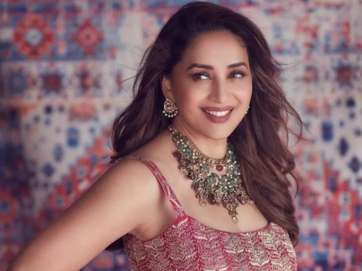 Exclusive: वाकई मेरी जैसी फैन फॉलोइंग बहुत कम लोगों को मिलती है- Madhuri Dixit Nene