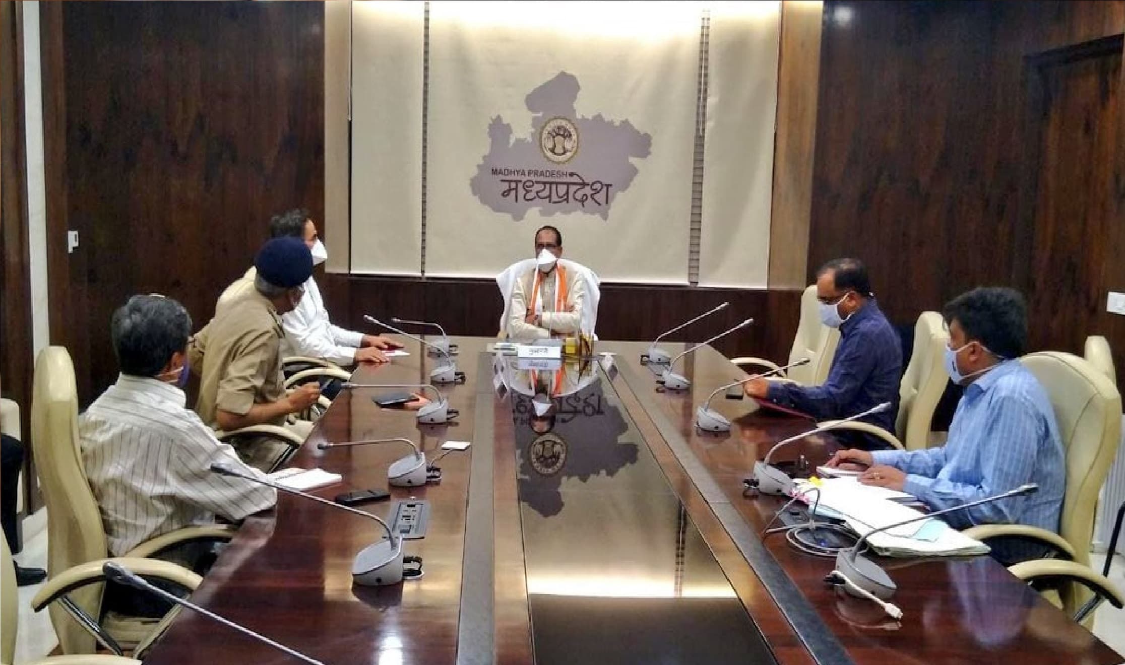 मध्यप्रदेश के भोपाल, इंदौर सहित इन शहरों में लगा लॉकडाउन, 31 मार्च तक  स्कूल कॉलेज बंद