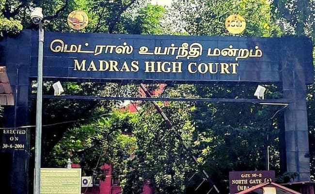 मद्रास हाई कोर्ट का फैसला: कानूनी तरीके से विवाह जरूरी, साथ रहने से नहीं मिल जाते वैवाहिक अधिकार