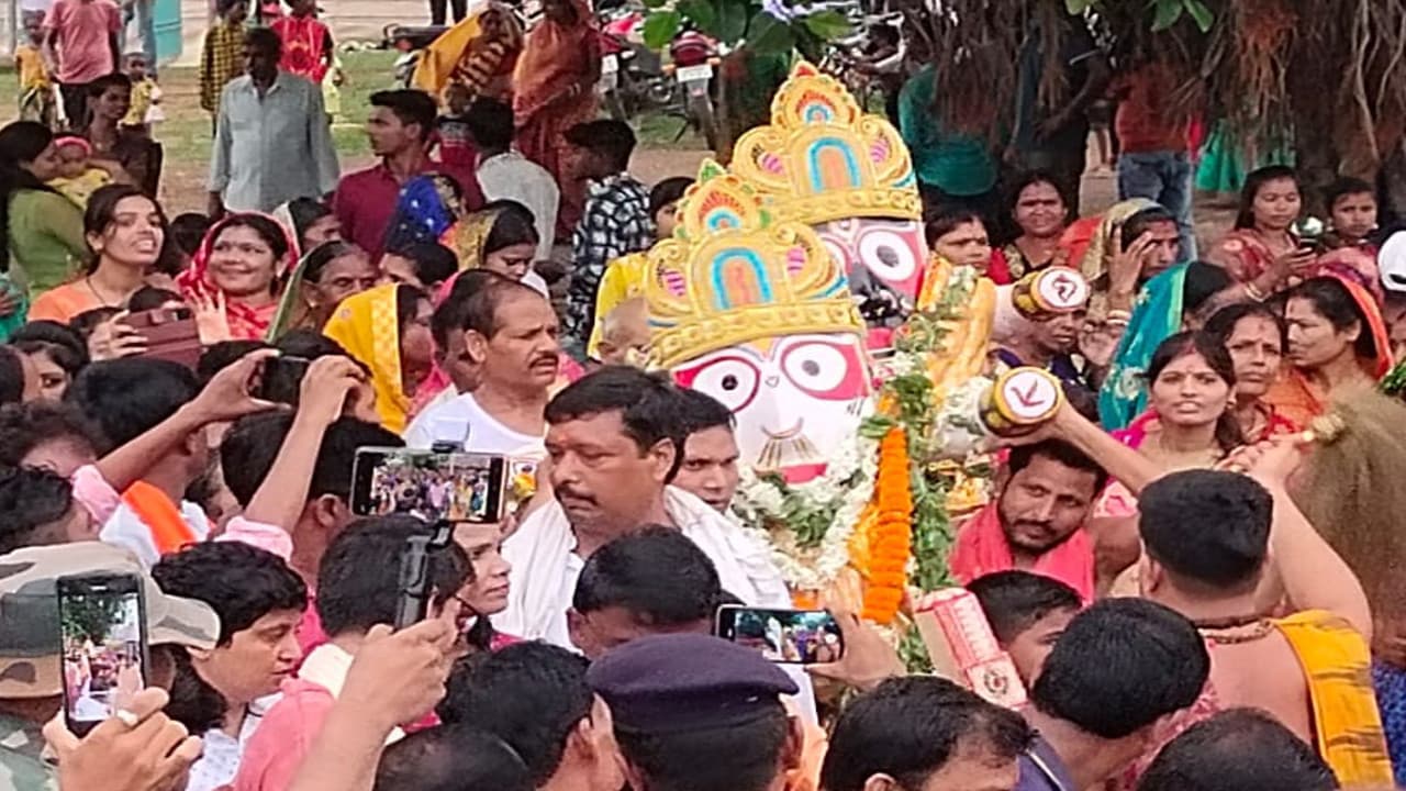 महाप्रभु जगन्नाथ की बाहुड़ा यात्रा संपन्न, श्रीमंदिर पहुंचने पर लगा छप्पन भोग, श्रद्धालुओं ने किए दर्शन