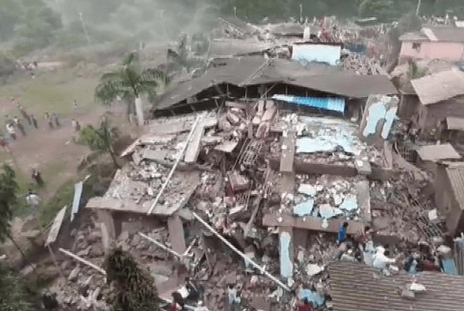 महाराष्ट्र के रायगढ़ में भीषण हादसा, 5 मंजिला इमारत गिरी, 50 लोगों के फंसे होने की आशंका