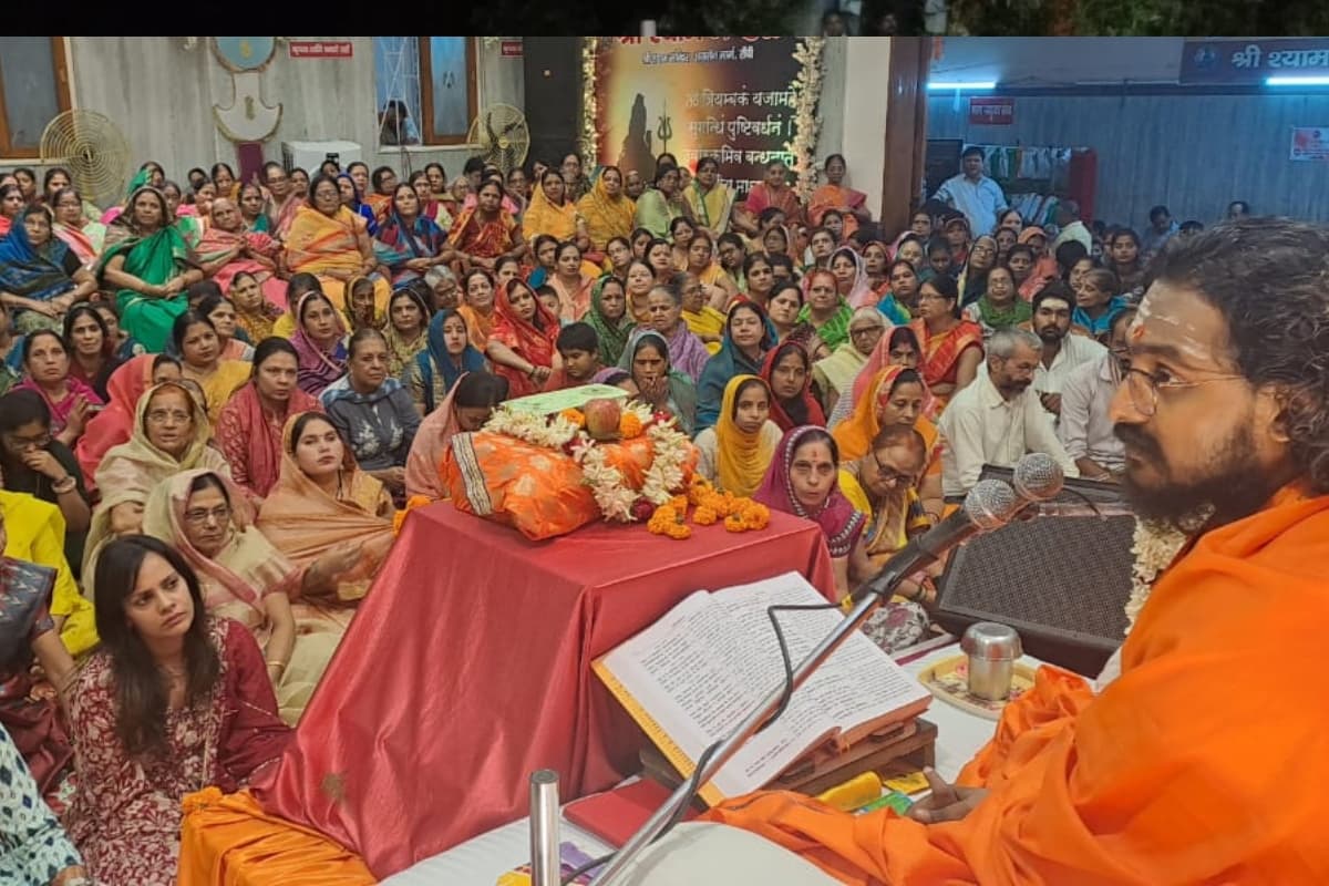 झारखंड: भगवान शिव के निराकार स्वरूप का प्रतीक है शिवलिंग, श्री शिवमहापुराण कथा में बोले स्वामी परिपूर्णानंद