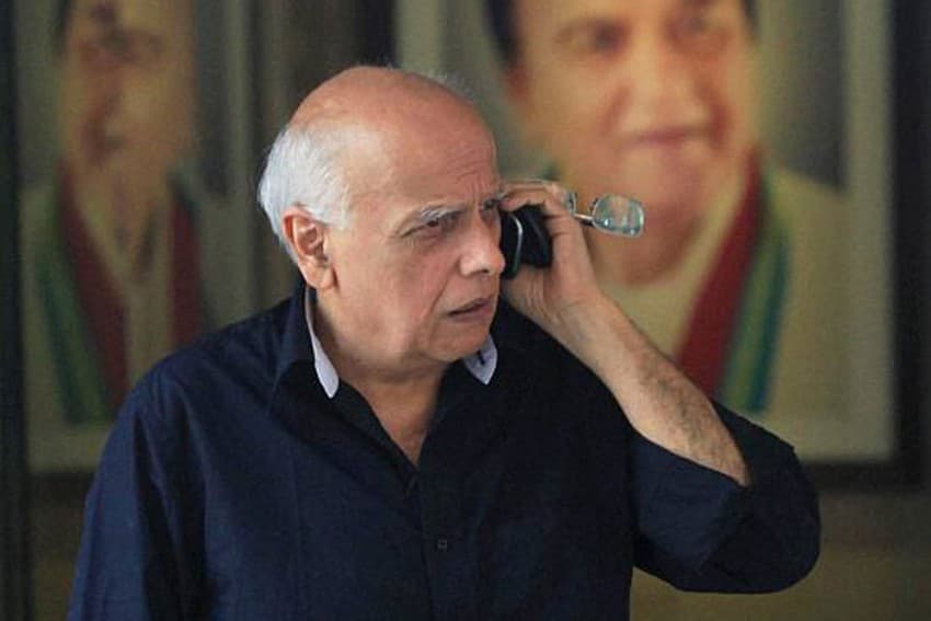 सुशांत सिंह राजपूत से लेकर ‘सड़क-2’, फिल्म डायरेक्टर महेश भट्ट का विवादों से रहा है पुराना नाता...