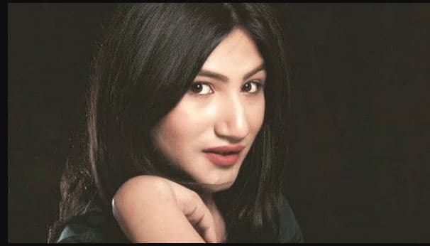 F.I.R फेम माहिका शर्मा तालिबानियों को बांधना चाहती हैं राखी, ट्वीट वायरल होते ही दो भागों में बंटे यूजर्स