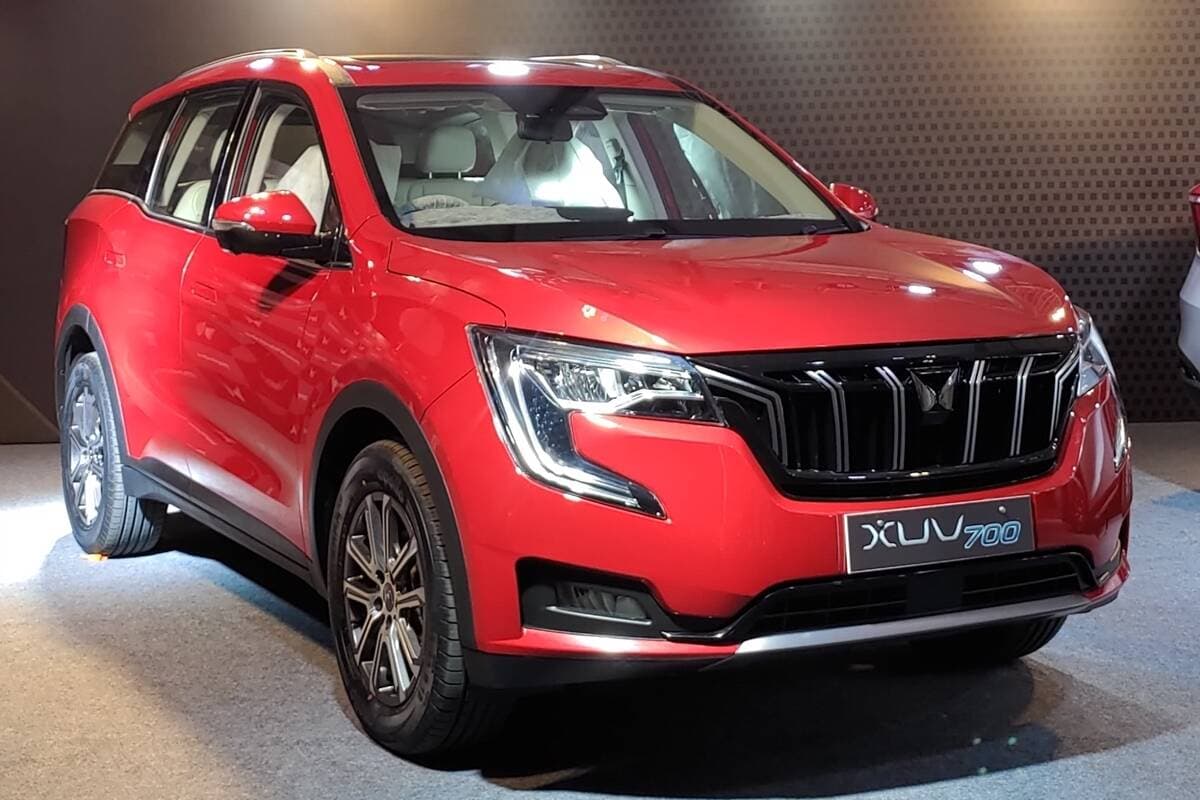 Mahindra XUV700 के बेस मॉडल MX में अब मिलेगा 7 सीटर ऑप्शन, जानें और क्या है खास Mahindra XUV700 के बेस मॉडल MX में अब मिलेगा 7 सीटर ऑप्शन, जानें और क्या है खास