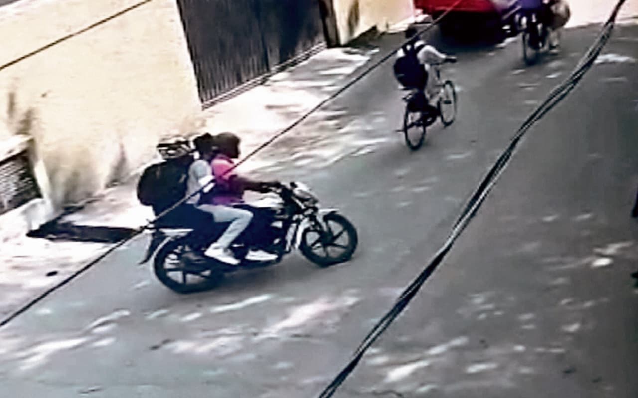 रांची के मेन रोड में एक और व्यवसायी को अपराधियों ने मारी गोली, हुए जख्मी, जांच के लिए SIT गठित