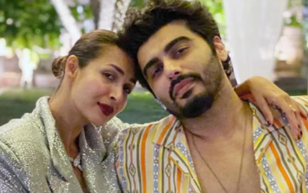 मलाइका अरोड़ा की पहली शादी पर खुलकर बोले अर्जुन कपूर, बताया क्यों नहीं करते इस रिश्ते पर बात