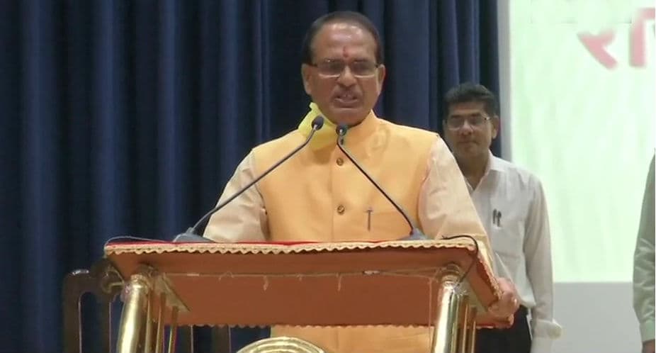 कोरोना के भय के बीच शिवराज सिंह चौहान ने रचा इतिहास, चौथी बार बने मध्यप्रदेश के मुख्यमंत्री