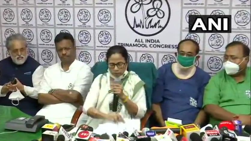 Bengal Vidhan Sabha Chunav 2021: 291 सीटों पर तृणमूल कांग्रेस ने घोषित किये उम्मीदवार, ममता सिर्फ नंदीग्राम से लड़ेंगी, 10 मार्च को करेंगी नामांकन Bengal Vidhan Sabha Chunav 2021: 291 सीटों पर तृणमूल कांग्रेस ने घोषित किये उम्मीदवार, ममता सिर्फ नंदीग्राम से लड़ेंगी, 10 मार्च को करेंगी नामांकन