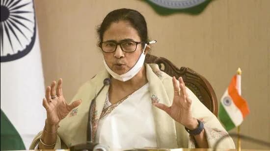 West Bengal: सरकारी योजनाओं का लाभ देने के लिए एक नवबंर से फिर लगेगा पाड़ाय समाधान व दुआरे सरकार शिविर West Bengal: सरकारी योजनाओं का लाभ देने के लिए एक नवबंर से फिर लगेगा पाड़ाय समाधान व दुआरे सरकार शिविर