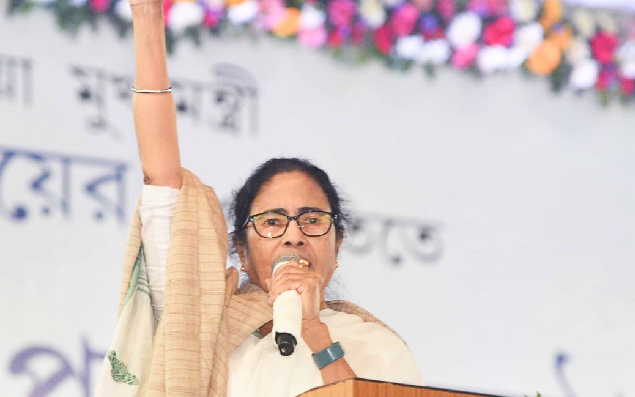 West Bengal: सीएम ममता बनर्जी 22 जनवरी को कोलकाता में करेंगी सद्भावना रैली, हाजरा मोड़ से होगी जुलूस की शुरुआत