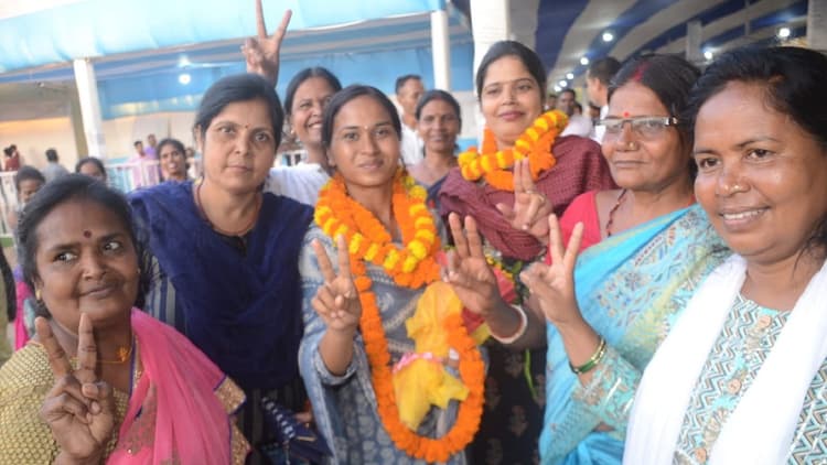 Mandar By-Election Result: शिल्पी नेहा तिर्की की मांडर जीत का असर झारखंड की सियासत पर कितना पड़ेगा