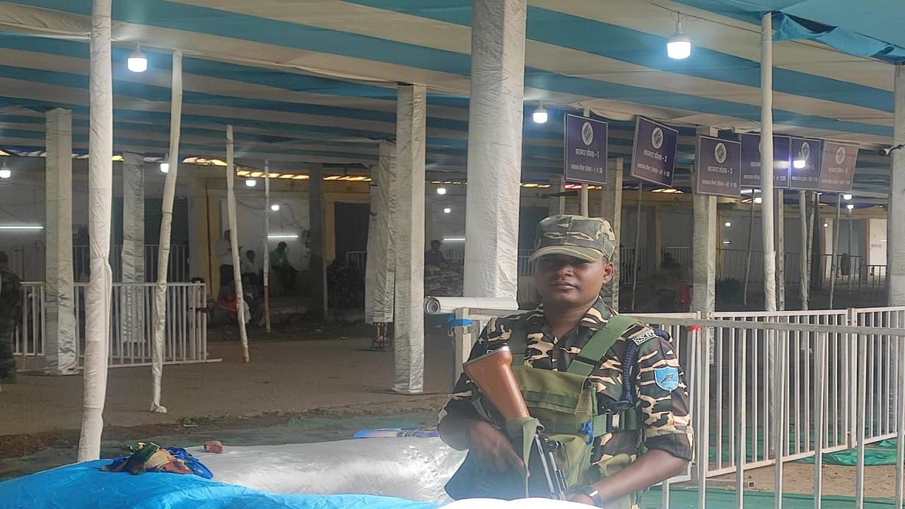 Mandar By-Election Result: मांडर विधानसभा उपचुनाव के पहले राउंड में 50 वोट से शिल्पी नेहा तिर्की आगे