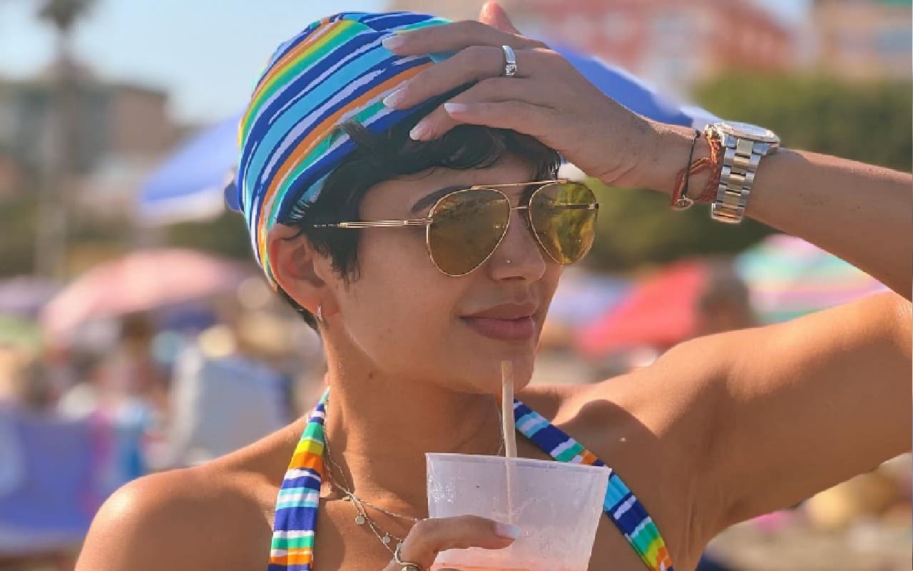 Mandira Bedi: क्रिकेट बेस्ड रियेलटी शो से वापसी करेंगी मंदिरा बेदी, शेयर की ये डिटेल्स