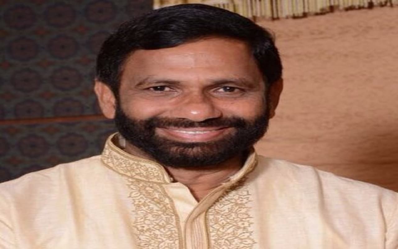 मुंबई: उद्धव गुट के नेता और पूर्व डिप्टी मेयर ‘नरेश मनेरा' महिला के साथ छेड़खानी के आरोप में गिरफ्तार