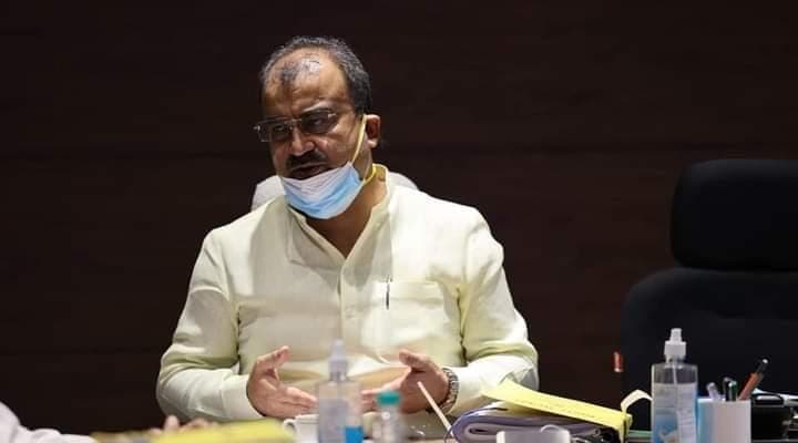 मोदी सरकार के नक्शेकदम पर मंगल पांडेय, सदन में दिया बयान-'ऑक्सीजन की कमी से बिहार में एक भी मौत नहीं'