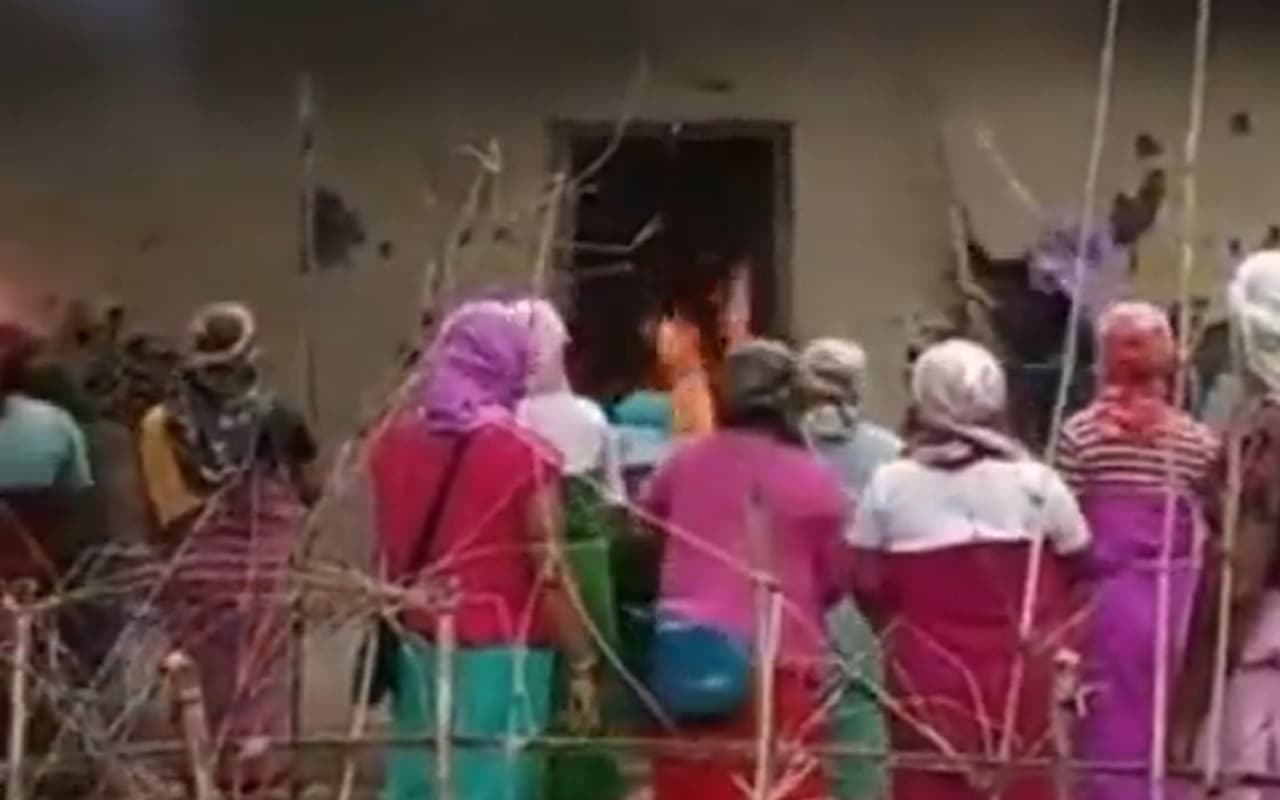 Manipur Viral Video: महिलाओं के साथ दरिंदगी मामले में अबतक पांच गिरफ्तार, इंफाल में महिलाओं का जोरदार प्रदर्शन