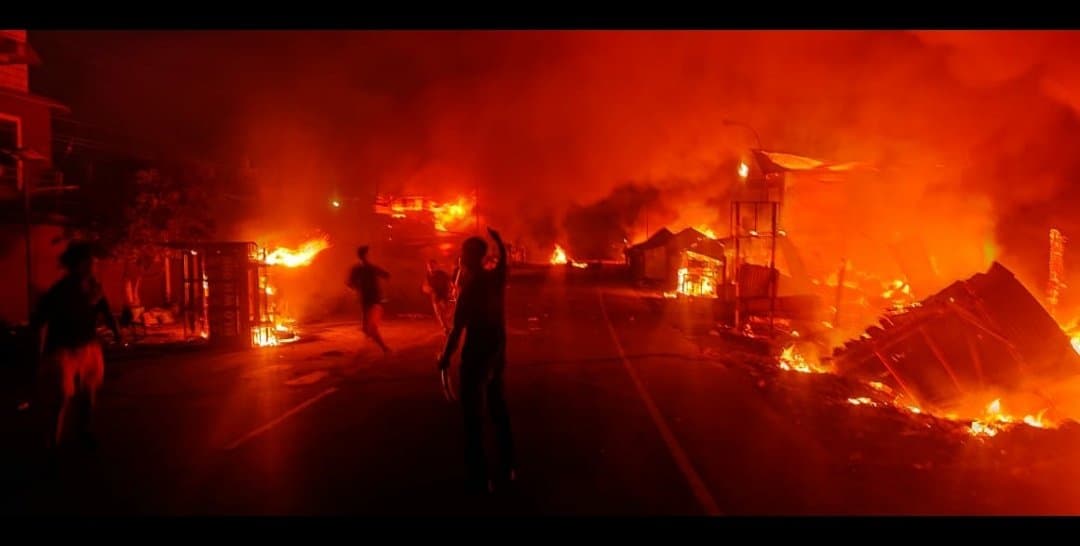 Manipur Violence: हिंसा प्रभावित मणिपुर में सेना तैनात, इंटरनेट बंद, मैरी कॉम ने पीएम मोदी से मांगी मदद