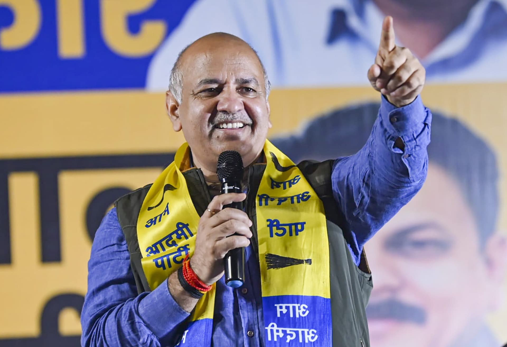 गैंगस्टर वाले सेल में रखा गया है मनीष सिसोदिया को ? जेल में आखिर कैसे रह रहे हैं दिल्ली के पूर्व उपमुख्यमंत्री