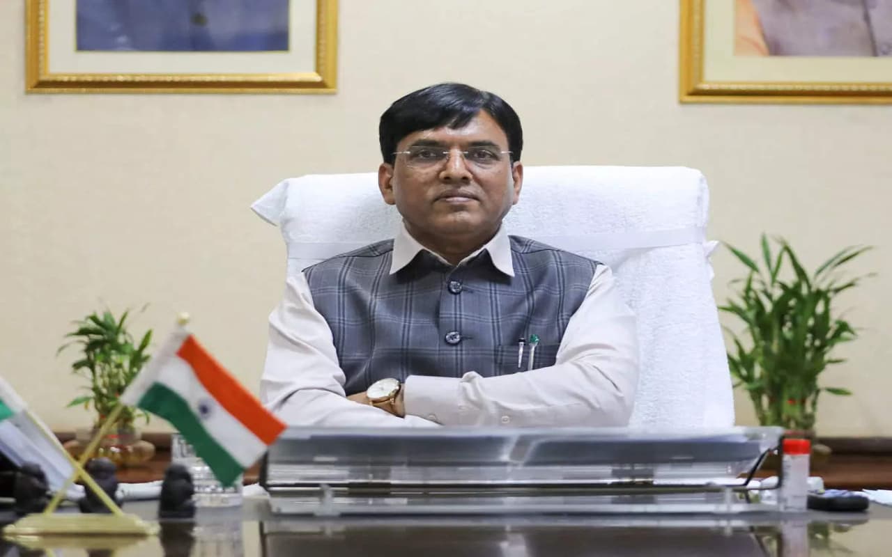 हीटवेव की समीक्षा और जन स्वास्थ्य तैयारियों के लिए हाईलेवल मीटिंग करेंगे मनसुख मांडविया