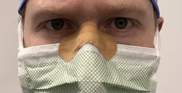 क्या मास्क लगाते ही आपके चश्मे के लेंस पर फैल जा रही है भाप ? बस करें यह आसान उपाय और पाएं समस्या से छुटकारा