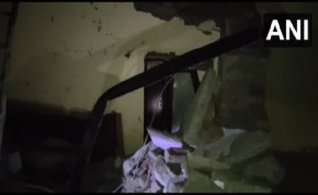 मथुरा में एक घर में विस्फोट : एक व्यक्ति की मौत, करीब आधा दर्जन घायल