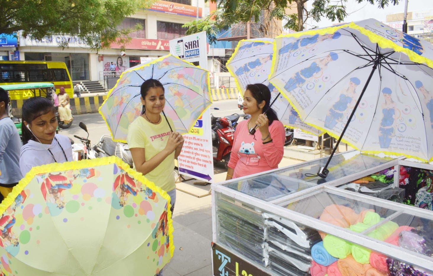तीन दिन में बदल सकता है मौसम का मिजाज, कड़ी धूप ने जीना किया मुहाल, जानें सेहत का कैसे रखें खास ख्याल?