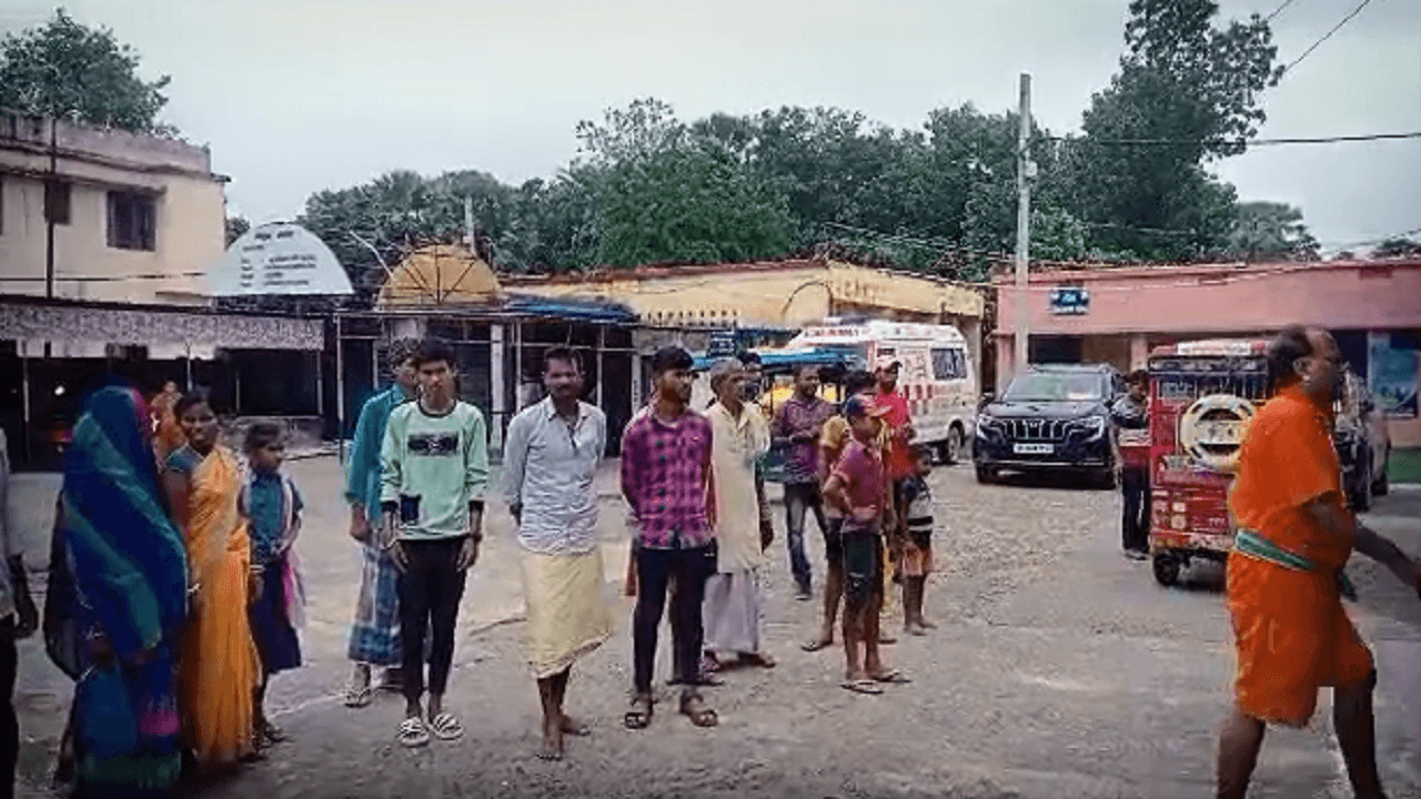 बाबा बैद्यनाथ को गंगाजल से जलाभिषेक करने पहुंचे श्रद्धालु की भागलपुर में मौत, मृतक के परिजनों में पसरा मातम