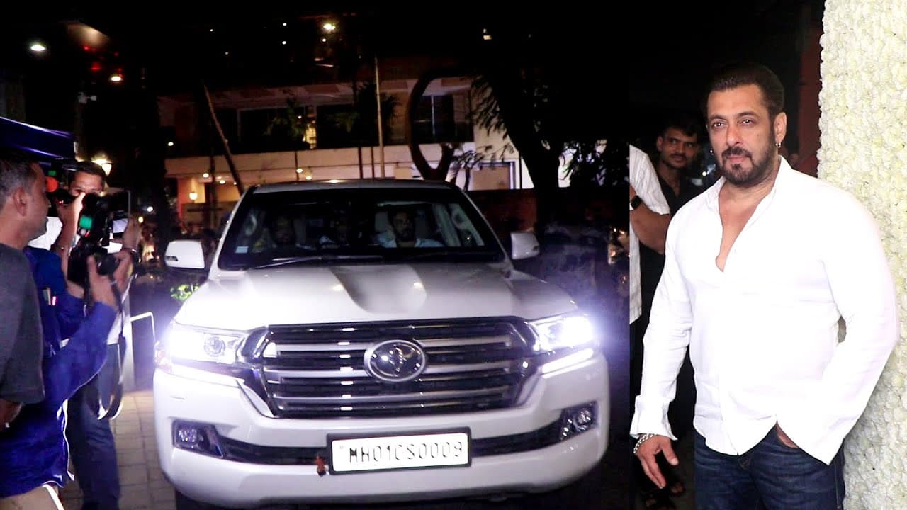 Salman Khan Car Collection: बॉलीवुड के भाईजान सलमान खान के गैराज में मौजूद कारों को देख आप भी रह जाएंगे दंग!