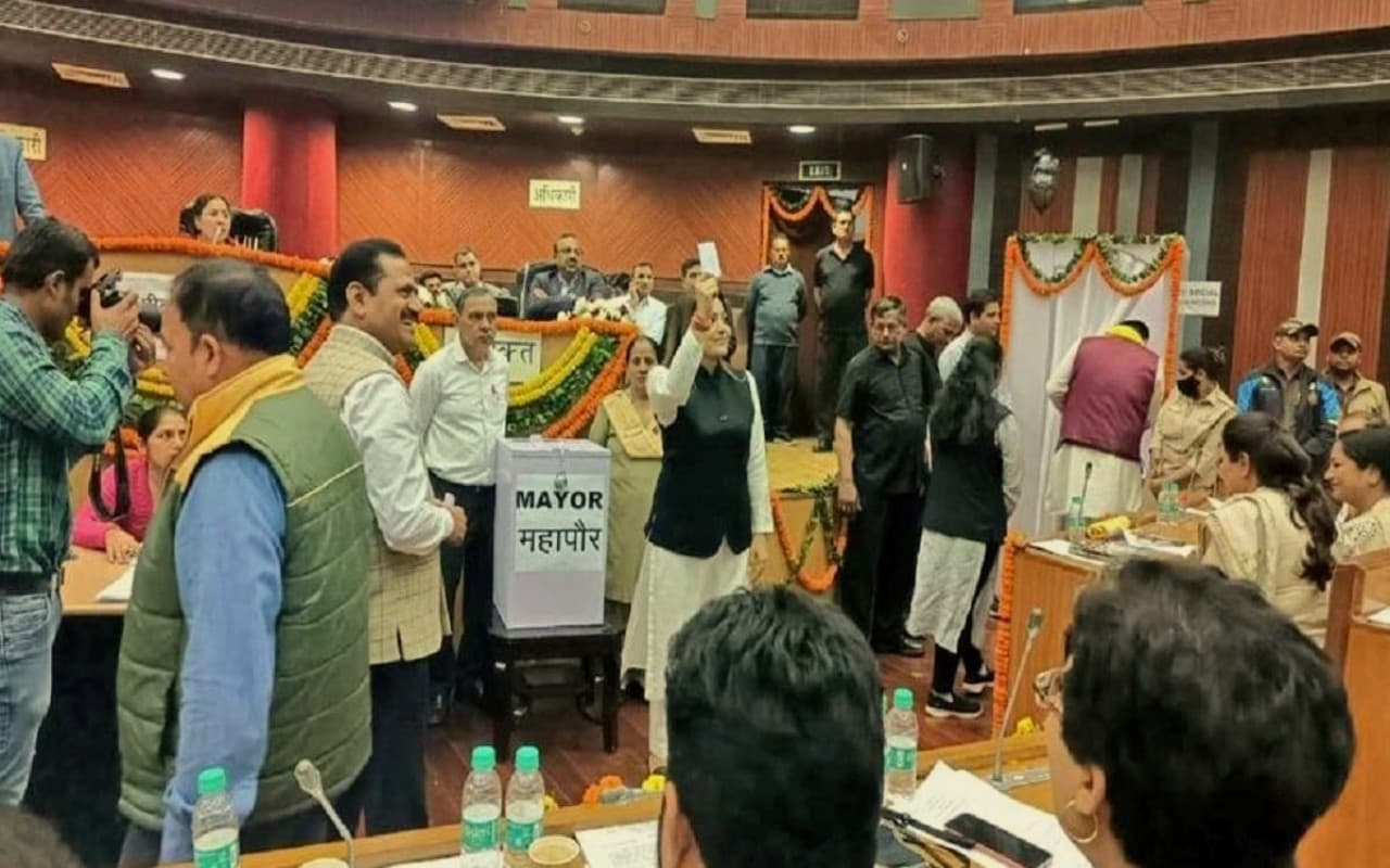बीजेपी के MCD मेयर इलेक्शन में उम्मीदवार उतरने की संभावना नहीं, जानें किस दिन होंगे चुनाव