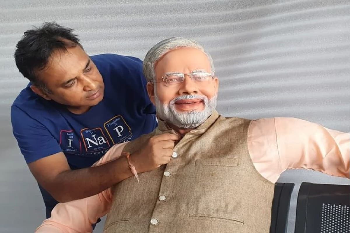 तारक मेहता फेम सुंदर लाल ने बनाया PM मोदी का स्टैच्यू, फैंस बोले- जरूर जेठालाल से लिए होंगे पैसे...