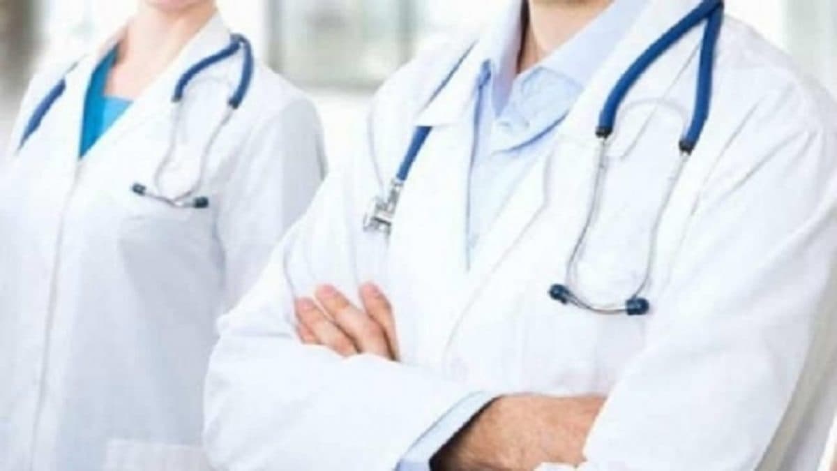 बिहार में MBBS करना हुआ आसान, अगले सत्र से हिंदी में भी होगी पढ़ाई, क्या कहते हैं छात्र और एक्सपर्ट