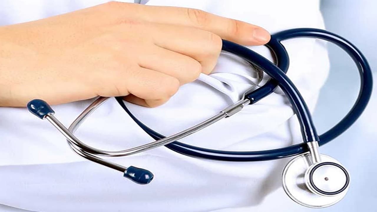 Education News : जानें Foreign University से मेडिकल करने के तौर-तरीकों के बारे में