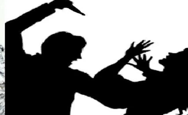Patna Crime: सूद के पैसे के लिए महादलित महिला को निर्वस्त्र कर पीटा, दरिंदगी की पढ़िए पूरी कहानी..