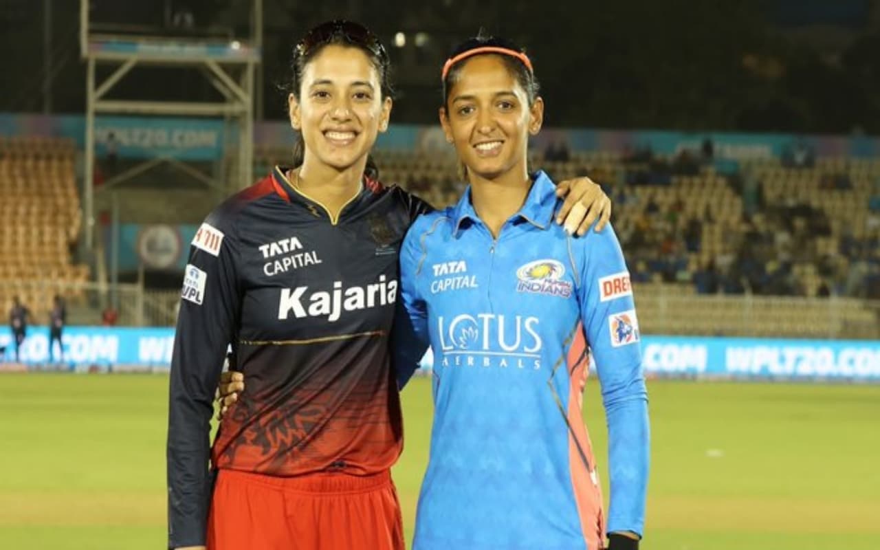 WPL 2023 MI vs RCB Playing XI: आज मुंबई से भिड़ेगी आरसीबी की टीम, जानें संभावित प्लेइंग 11 और लाइव डिटेल्स