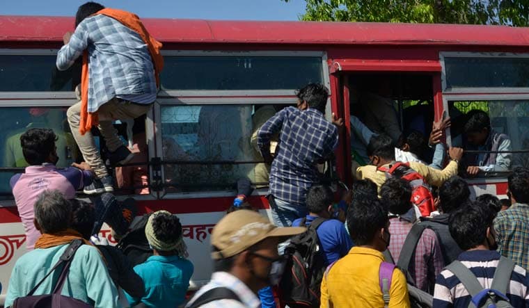 प्रवासी मजदूरों पर मेहरबान हुई राजस्थान सरकार, बाड़मेर से 1200 मजदूरों को मुफ्त में पहुंचाया बिहार