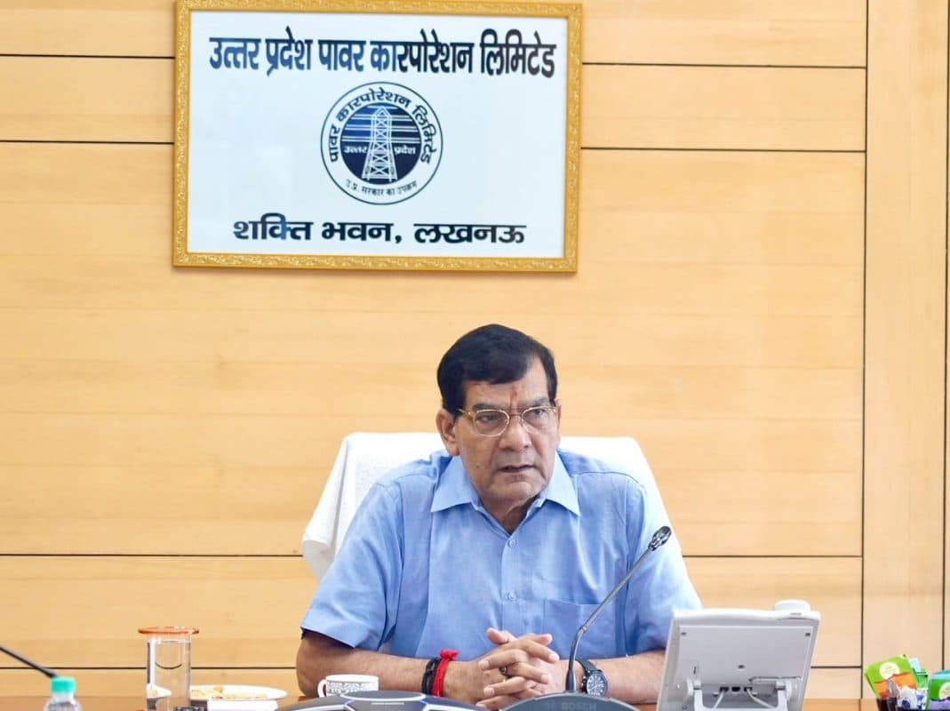 Lakhimpur News: लखीमपुर हादसे में ऊर्जा मंत्री की बड़ी कार्रवाई, बिजली विभाग के एक्सईएन, एसडीओ, जेई निलंबित