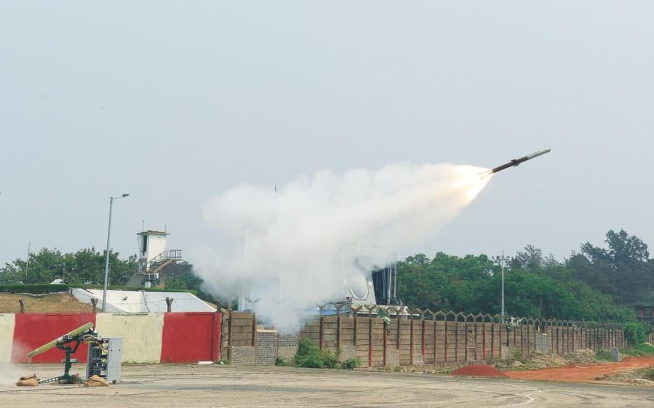 DRDO ने किया शॉर्ट रेंज एयर डिफेंस मिसाइल सिस्टम का सफल परीक्षण, ताकत देख दुश्मनों के उड़ जाएंगे होश